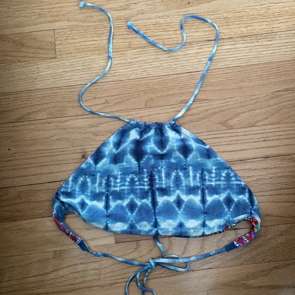 Billabong Bohemian Halter - Picture 2 of 5
